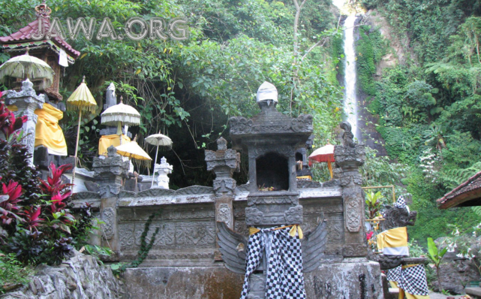 Petualangan Seru di Air Terjun Gitgit Bali