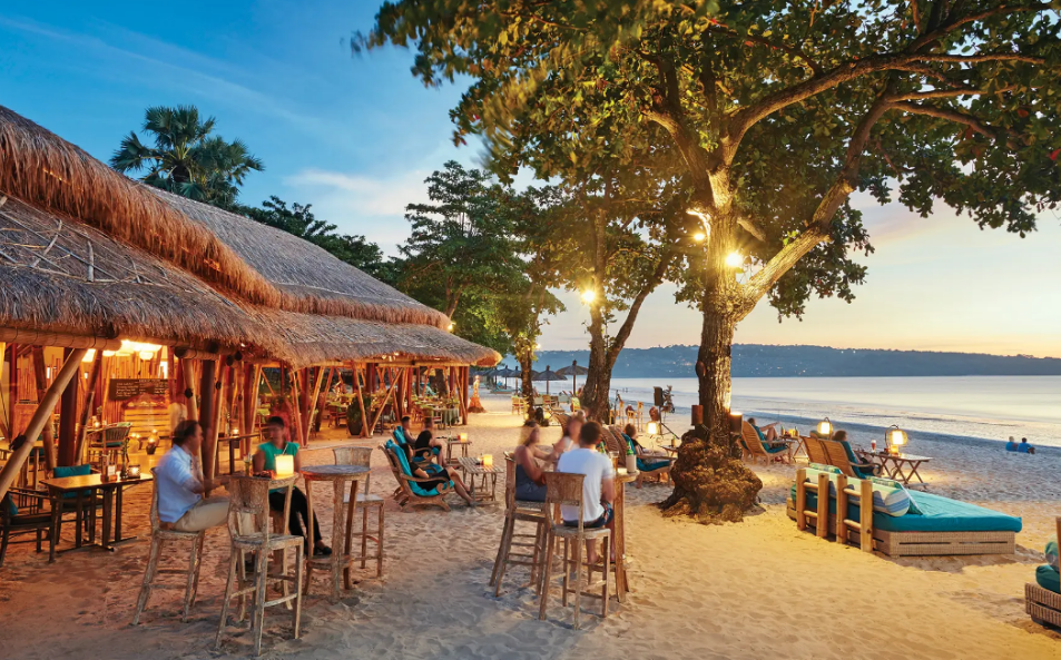 Keindahan Pantai Jimbaran Bali untuk Bersantai