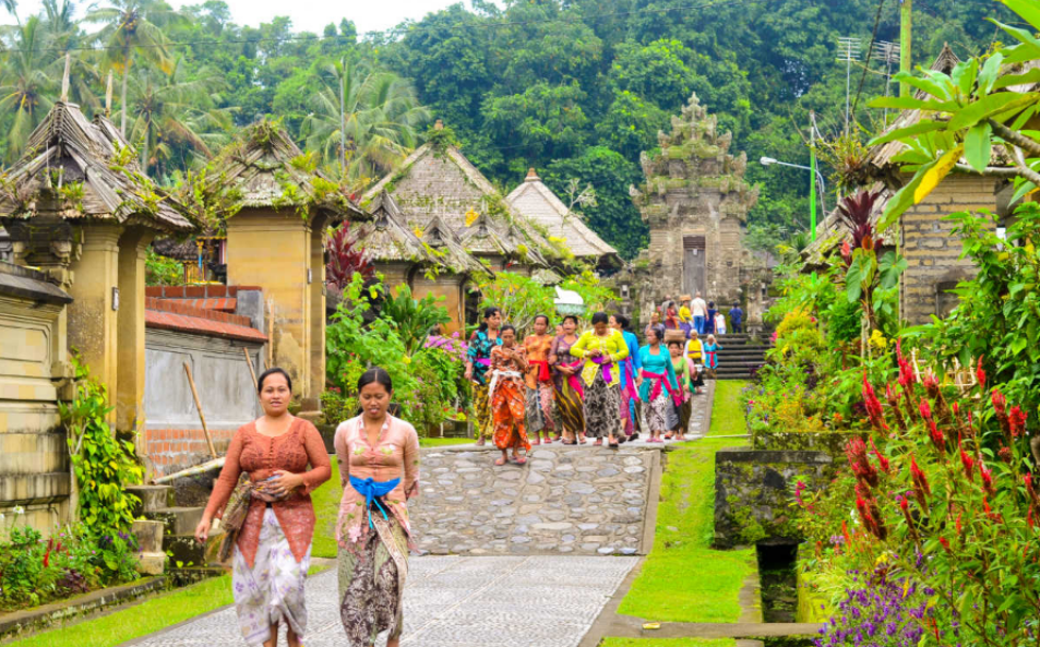 Wisata Budaya di Desa Penglipuran Bali