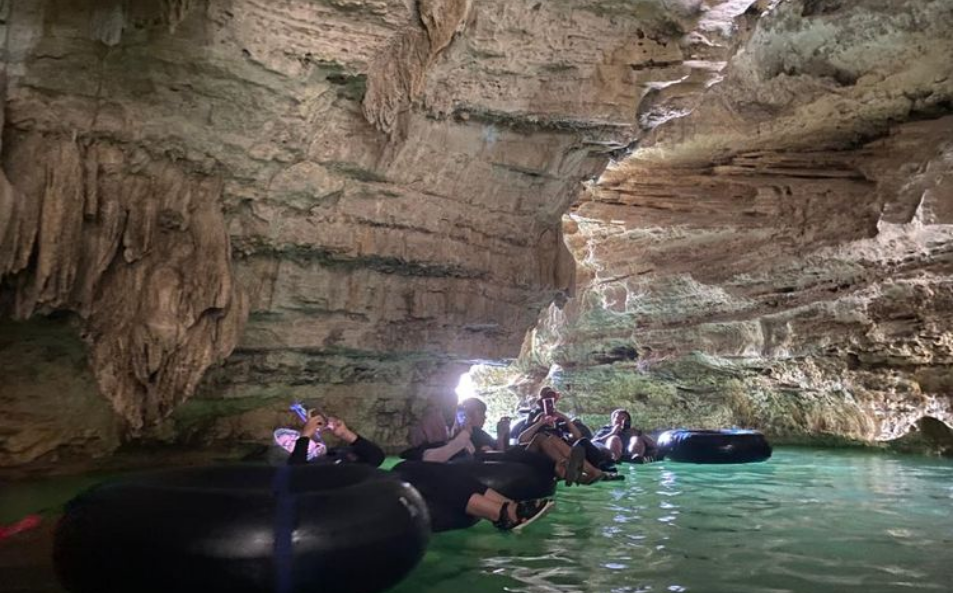Rahasia di Balik Keindahan Goa Pindul di Gunungkidul