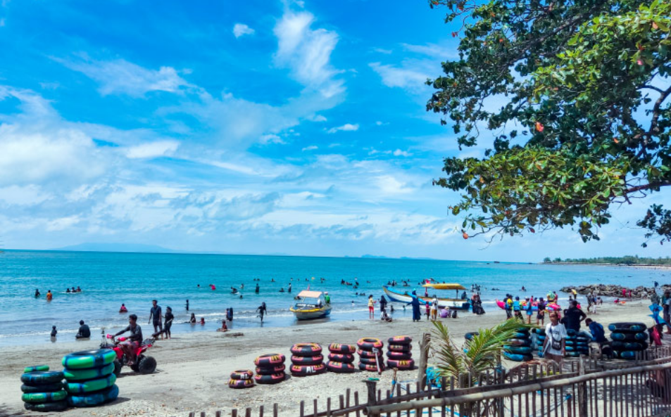 Pantai Lagundi Anyer: Surga Tersembunyi di Banten