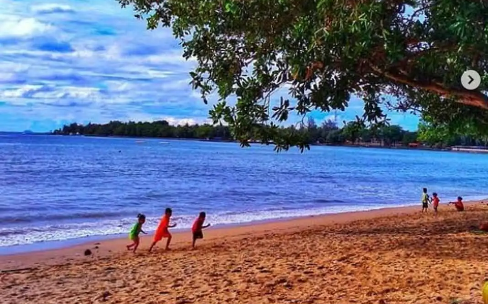 Pantai Lagundi Anyer: Surga Tersembunyi di Banten