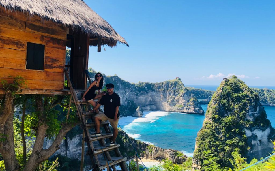 Stay in the Iconic Tree House Nusa Penida for Unmatched Coastal