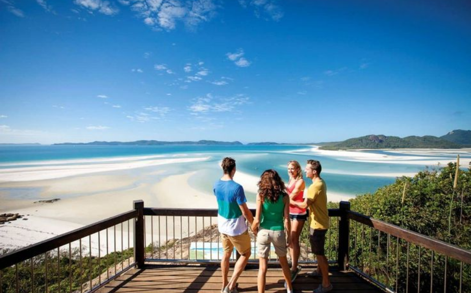 Airlie Beach Lagoon Family Friendly Destination to Relax